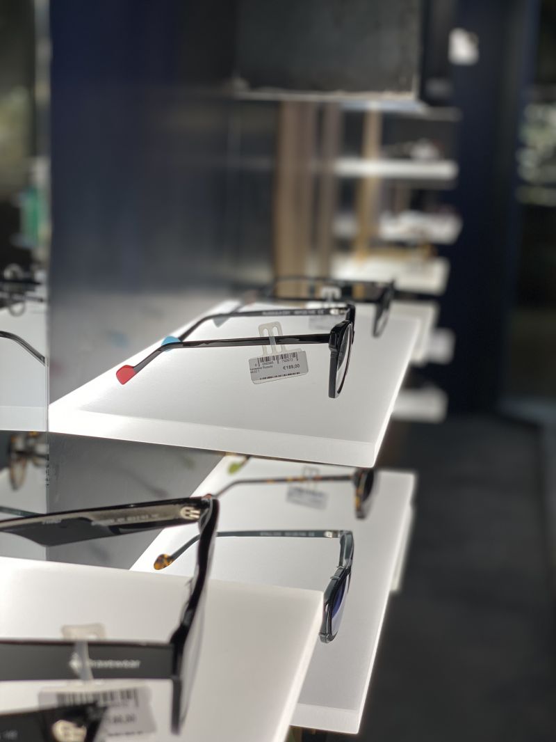 Italian Furniture for optical stores