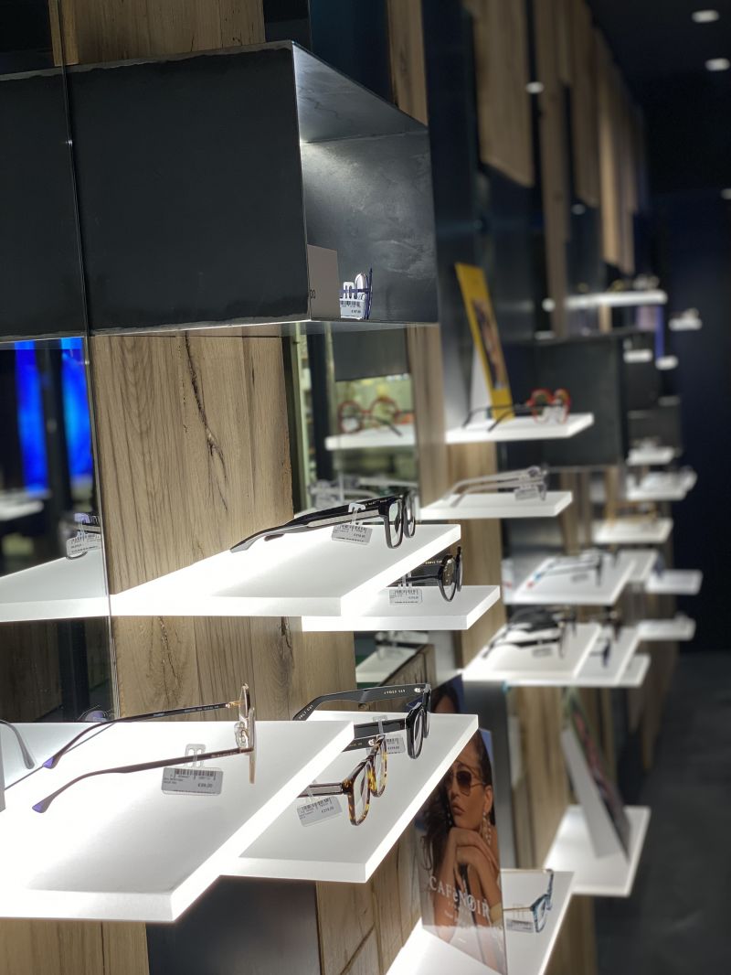 Italian Furniture for optical stores