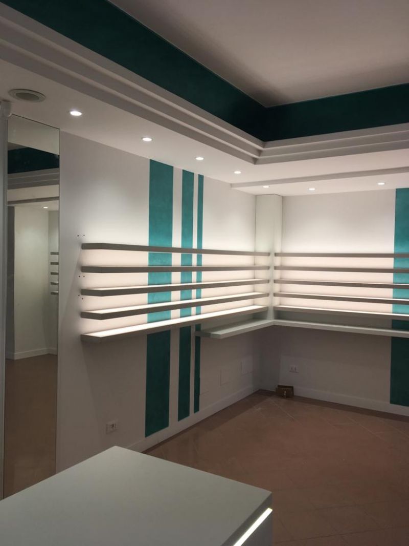 Italian Furniture for optical stores